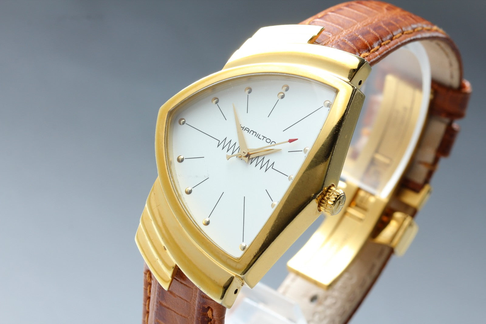 New Batt Hamilton Ventura H243010 Quartz White Dial Men's Watch 32mm Exc+4*Box