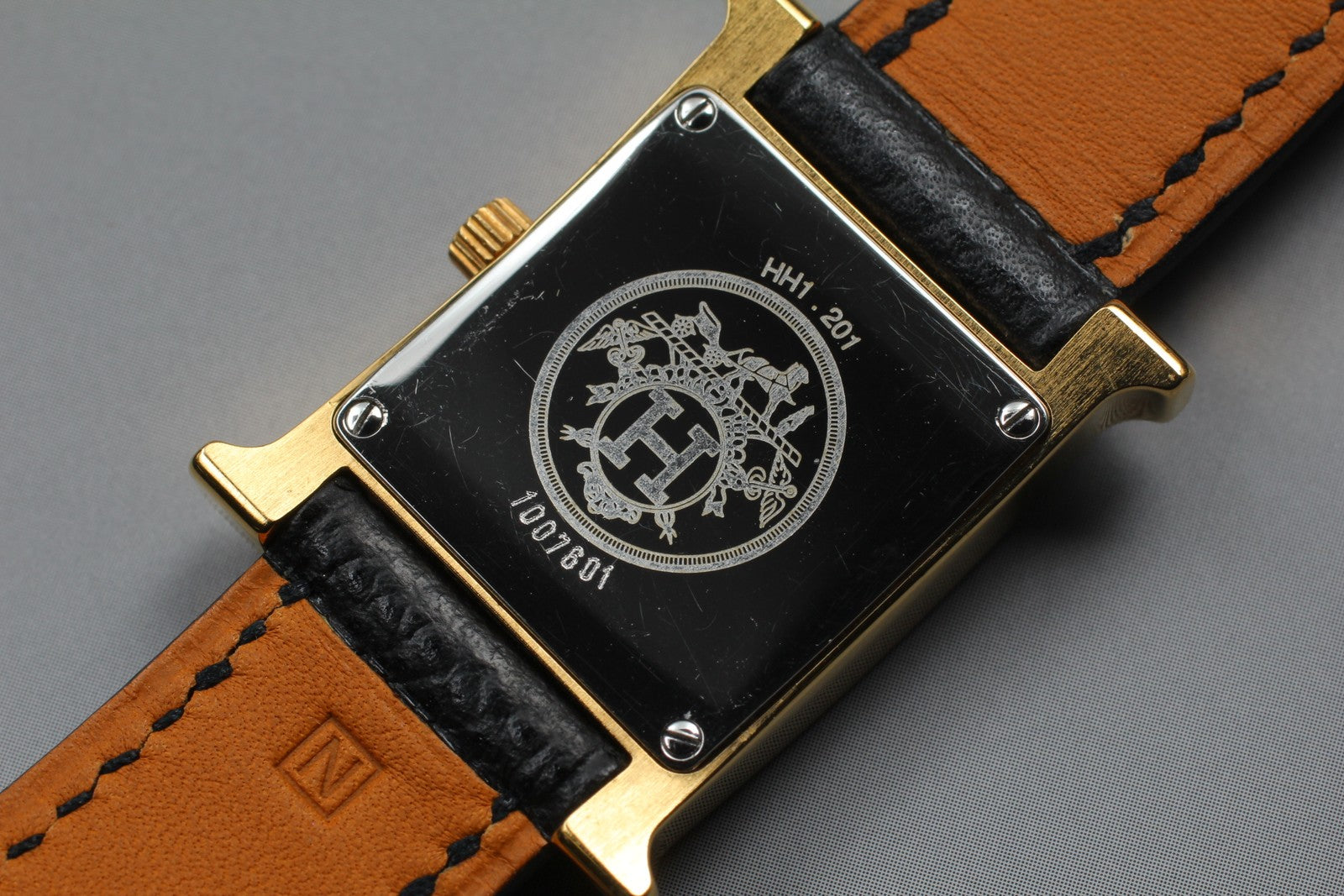 [Exc+5] HERMES H Watch HH1.201 Gold Black "N" 21mm Woman's Watch Quartz JAPAN