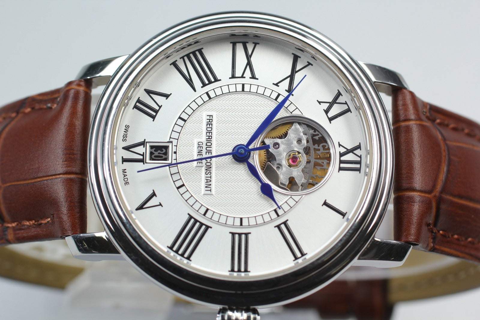 [Exc+5 Box] Frederique Classics Heart Beat FC-303/315X3P6 37mm AT Men's Watch