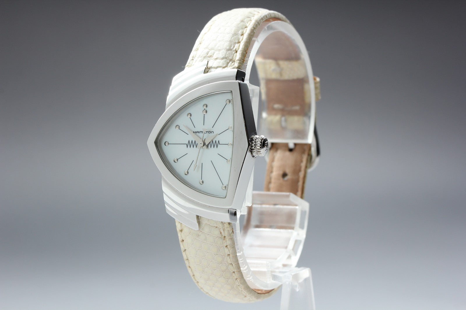 New Batt Hamilton Ventra H242111 Quartz Shell Dial Women's Watch 24mm JAPAN Box