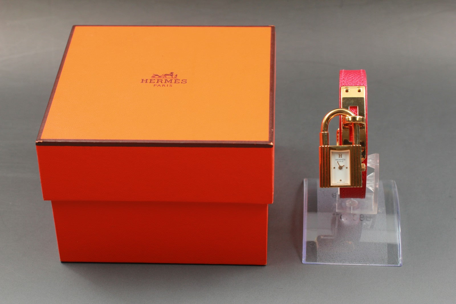 Vintage [Exc+5 Box] HERMES Kelly Watch Gold Red "B" Woman's Quartz Watch JAPAN