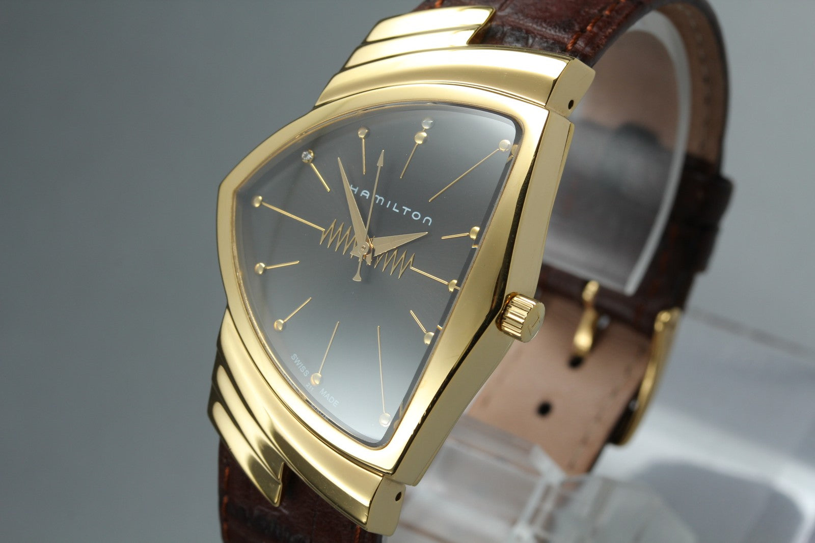 Rare Hamilton Ventura H244410 50th Anniversary Limited 1000 Quartz Watch 32mm JP