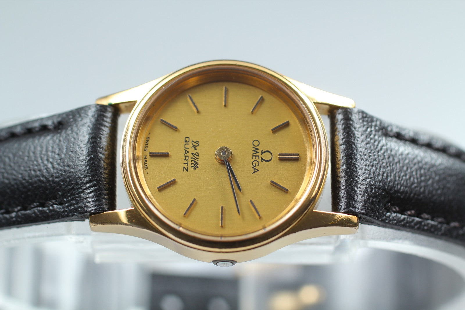 Vintage [Exc+5] OMEGA De Ville Cal.1353 591.0019 Gold Black Quartz Women's Watch