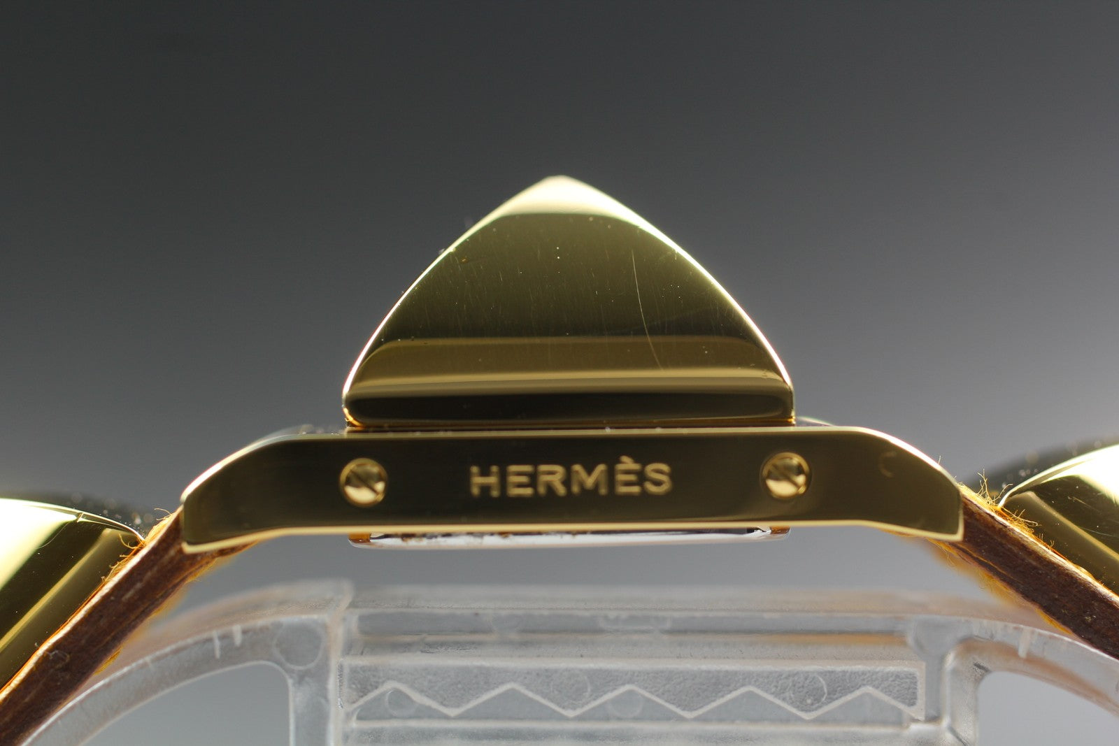 [Near MINT- Box] HERMES Medor Gold Yellow "W" Woman's Quartz Watch From JAPAN