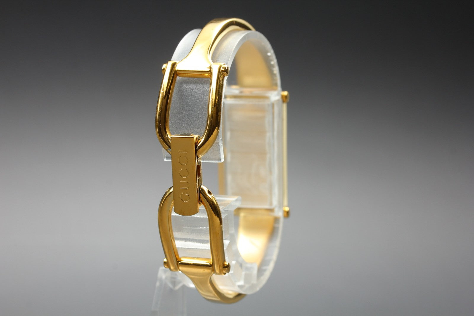 Vintage Gucci 1500 White Shell Gold 12mm Bangle Women's Quartz Watch [w/Box]
