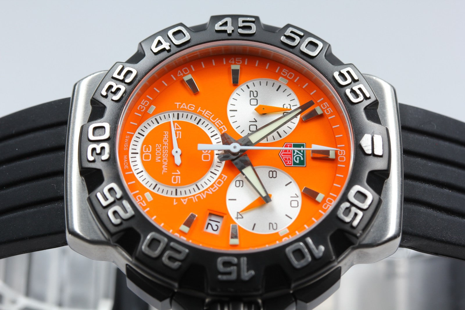 TAG Heuer Formula 1 CAH1113 Quartz Orange Chronograph Men's Watch 40mm JAPAN