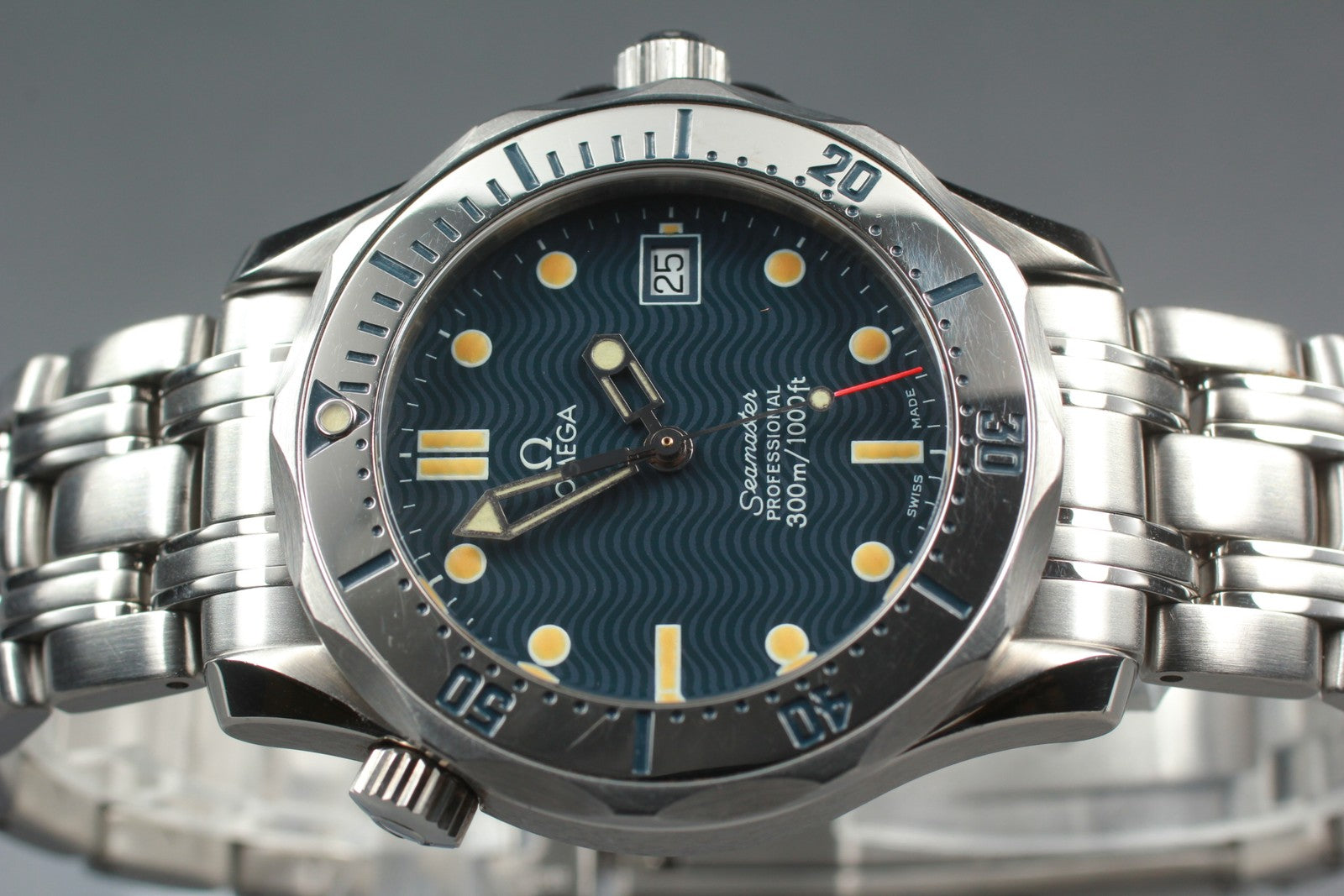 New Batt[Exc+5] OMEGA Seamaster Professional 2562.8 Quartz Men's Watch 37mm JP