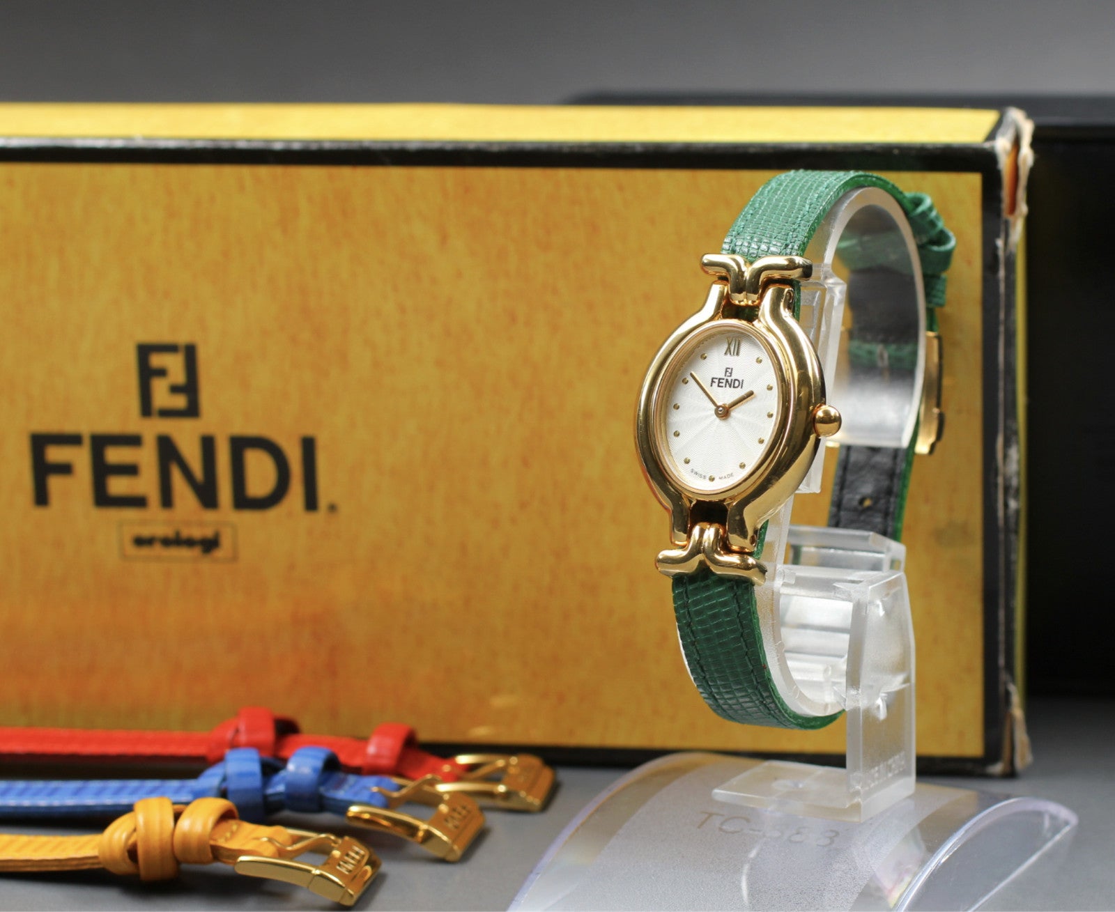 Vintage [Exc+5 Box] FENDI 640L 4 Colors Change Belt Gold Women's Quartz Watch