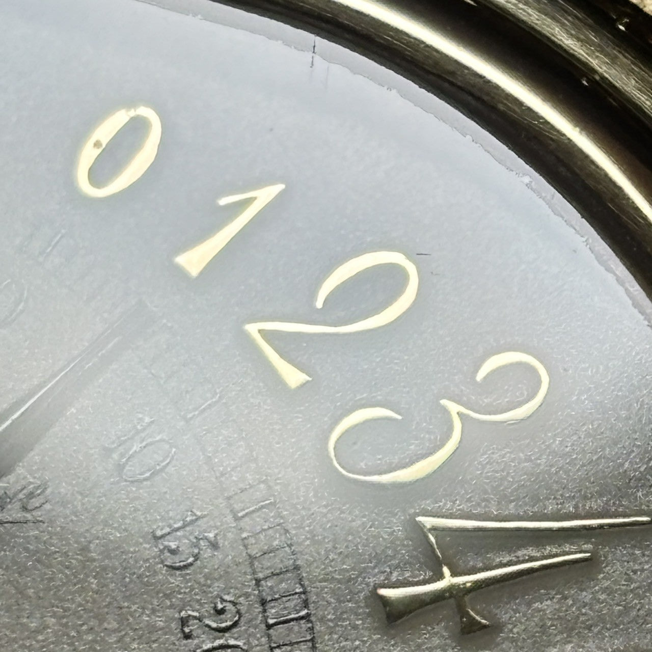 7609402