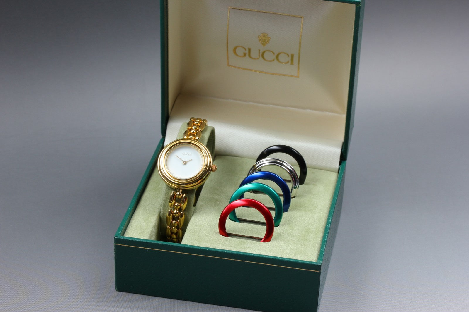 Vintage GUCCI Change Bezel 11/12.2 6 Colors Gold Quartz Woman’s Watch [w/Box]