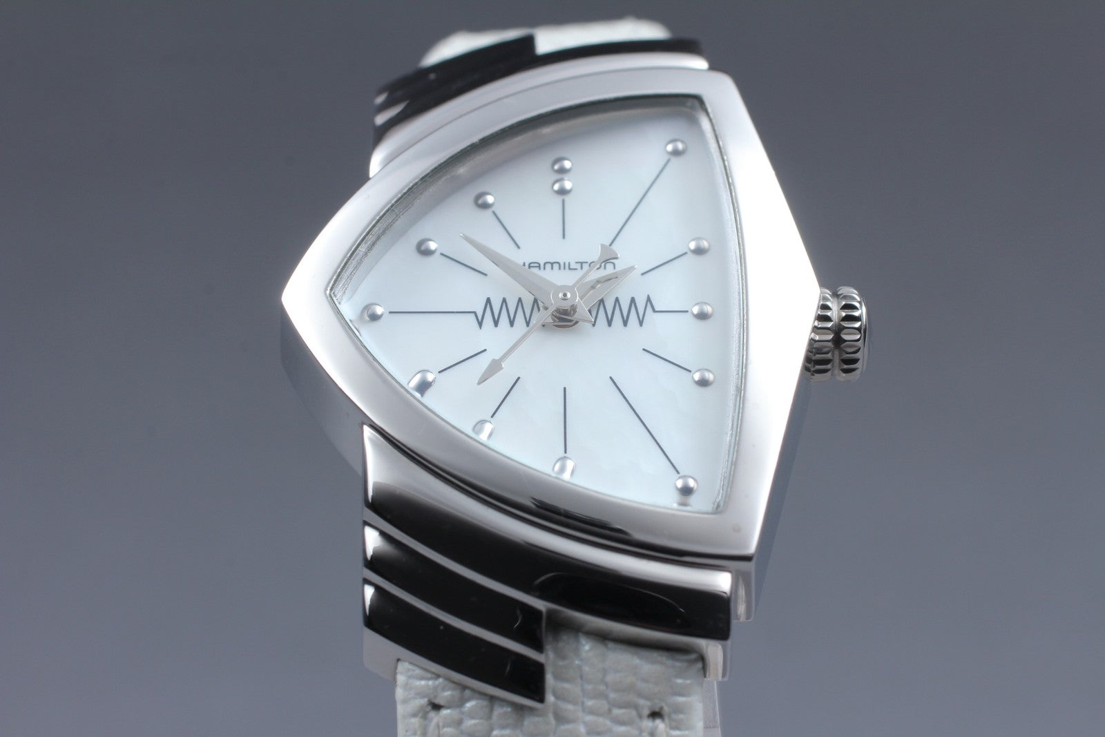 New Batt[Exc+5]Box HAMILTON Ventura H242112 White Quartz Women's Watch 25mm JP