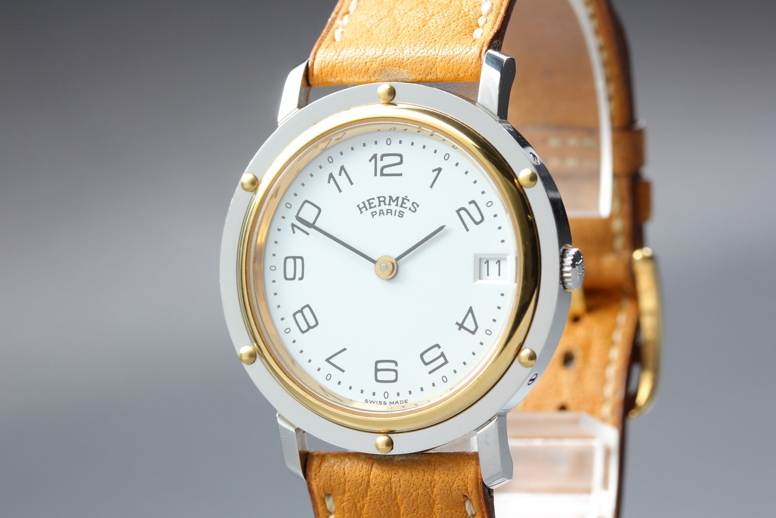 Vintage Hermes Clipper 34mm White Dial Brown Date Unisex Watch Quartz  [w/Box]