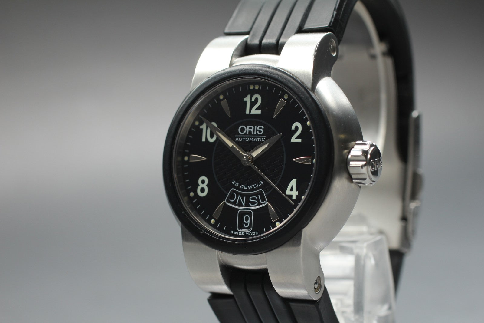 ORIS TT1 7523-44 Black Dial Automatic Day/Date Boy's Watch 37mm JAPAN Box