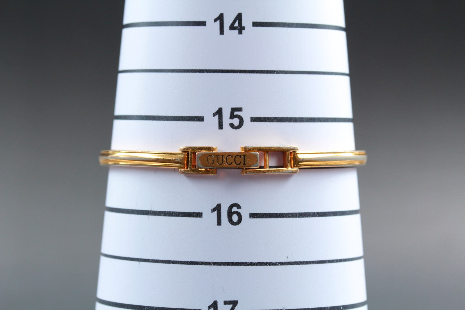 New Batt Gucci 11/12 Change Bezel 12 Colors Gold Quartz Women's Watch From JAPAN