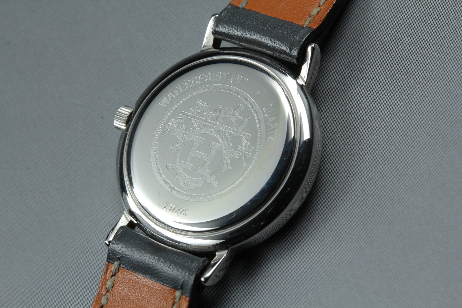 Vintage HERMES Meteor White Dial Gray "P" 24mm Woman's Watch Quartz  [w /Box]