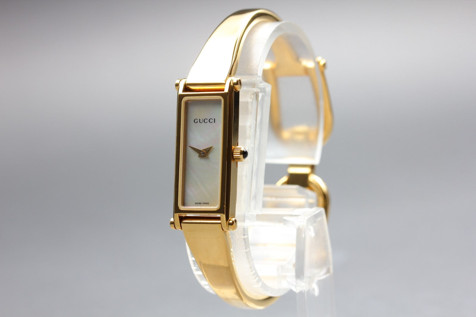 Vintage Gucci 1500L Shell Dial Gold 12mm Bangle Women's Quartz Watch  [w /Box]