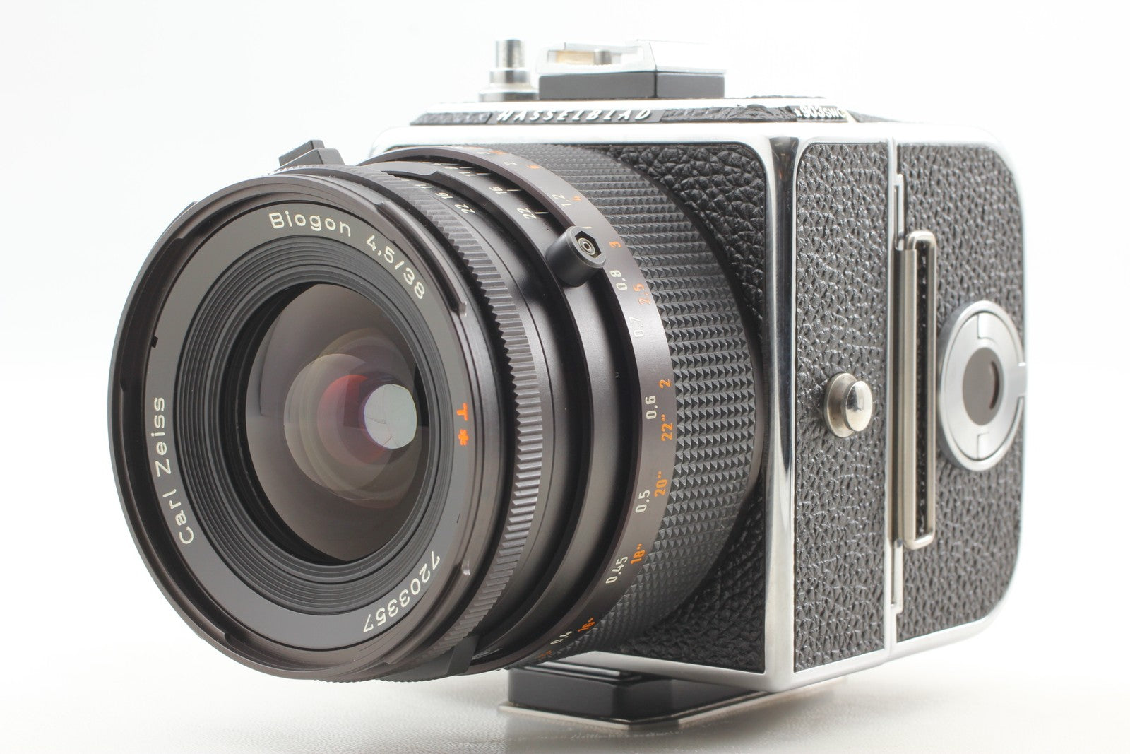 New Leather [MINT w/Finder] Hasselblad 903 SWC Film Camera A16 6x4.5 120 JAPAN