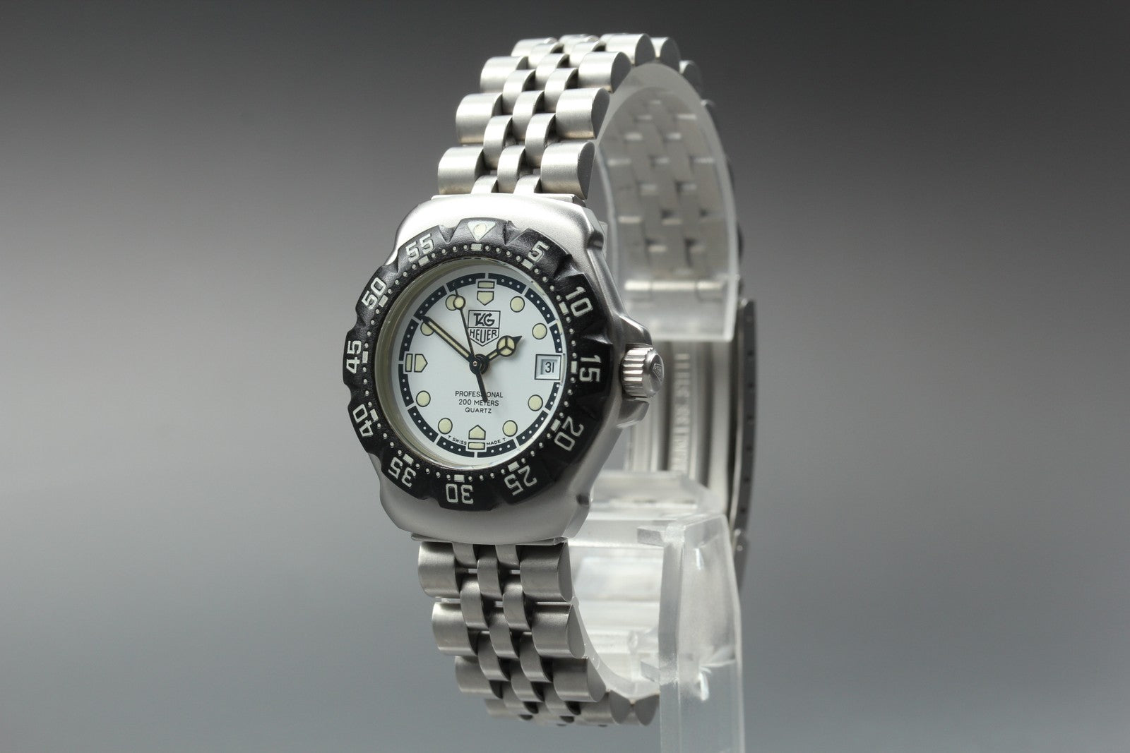 Vintage TAG Heuer Formula 1 WA1418 White Quartz Women's Watch 28mm From JAPAN