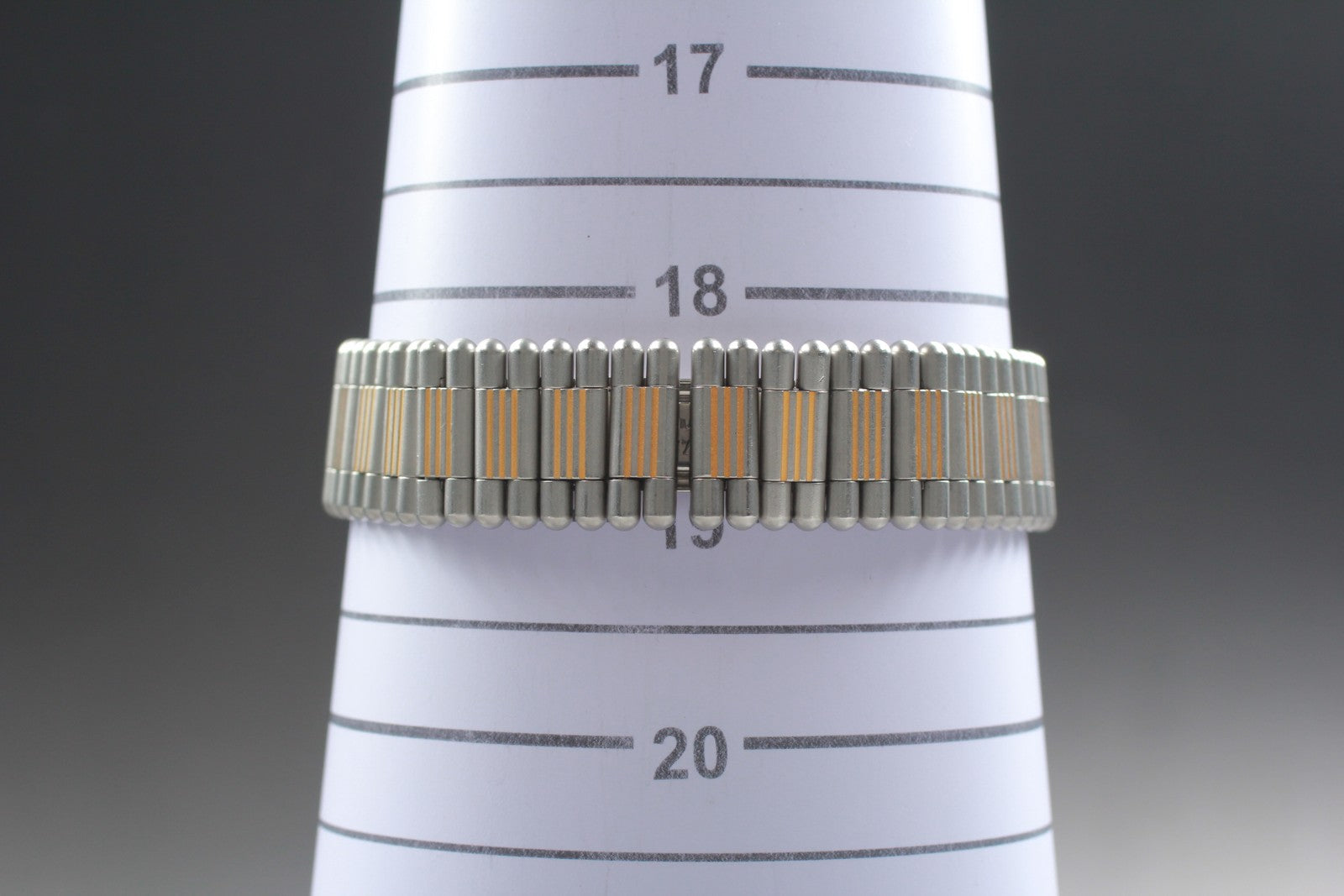 Vintage [Exc+5] Cartier Must de Cartier 21 30mm Unisex Quartz Watch From JAPAN