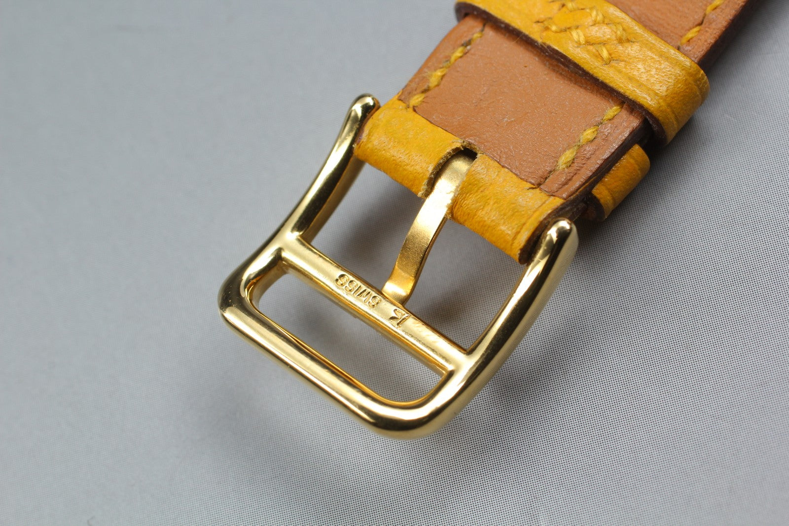 [Near MINT- Box] HERMES Medor Gold Yellow "W" Woman's Quartz Watch From JAPAN