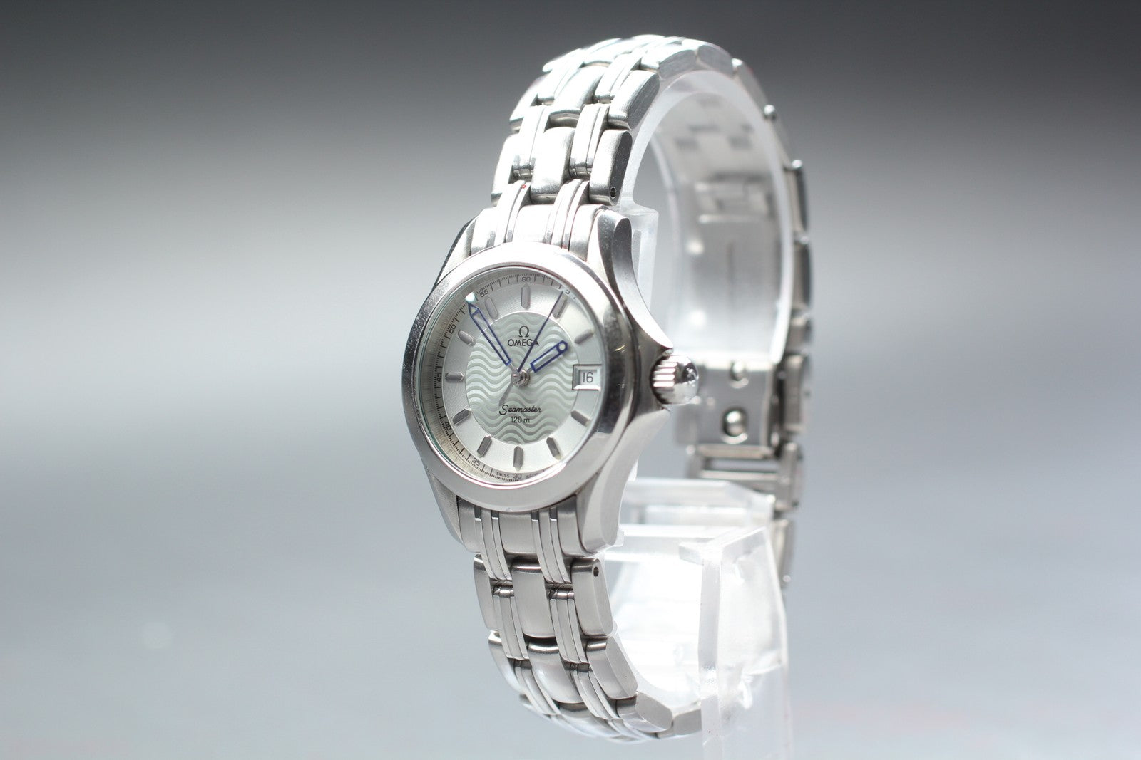 Vintage OMEGA Seamaster 120m 2581.31 Quartz Silver Women's Watch 27mm JAPAN Box