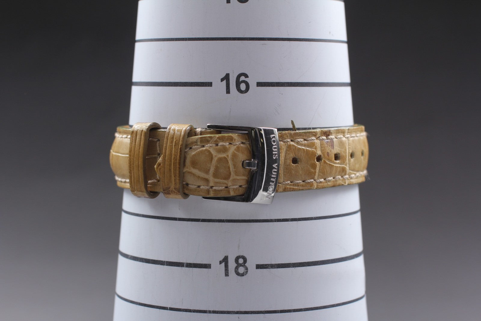 [Exc+5 Box] Louis Vuitton Tambour Q1212 28mm Women's Quartz Watch From JAPAN