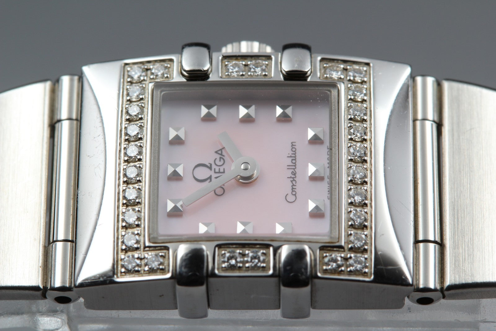 OMEGA Constellation Carre Quadra 1535.73 Cal.1376 Pink 15mm Qz Womens Watch Box