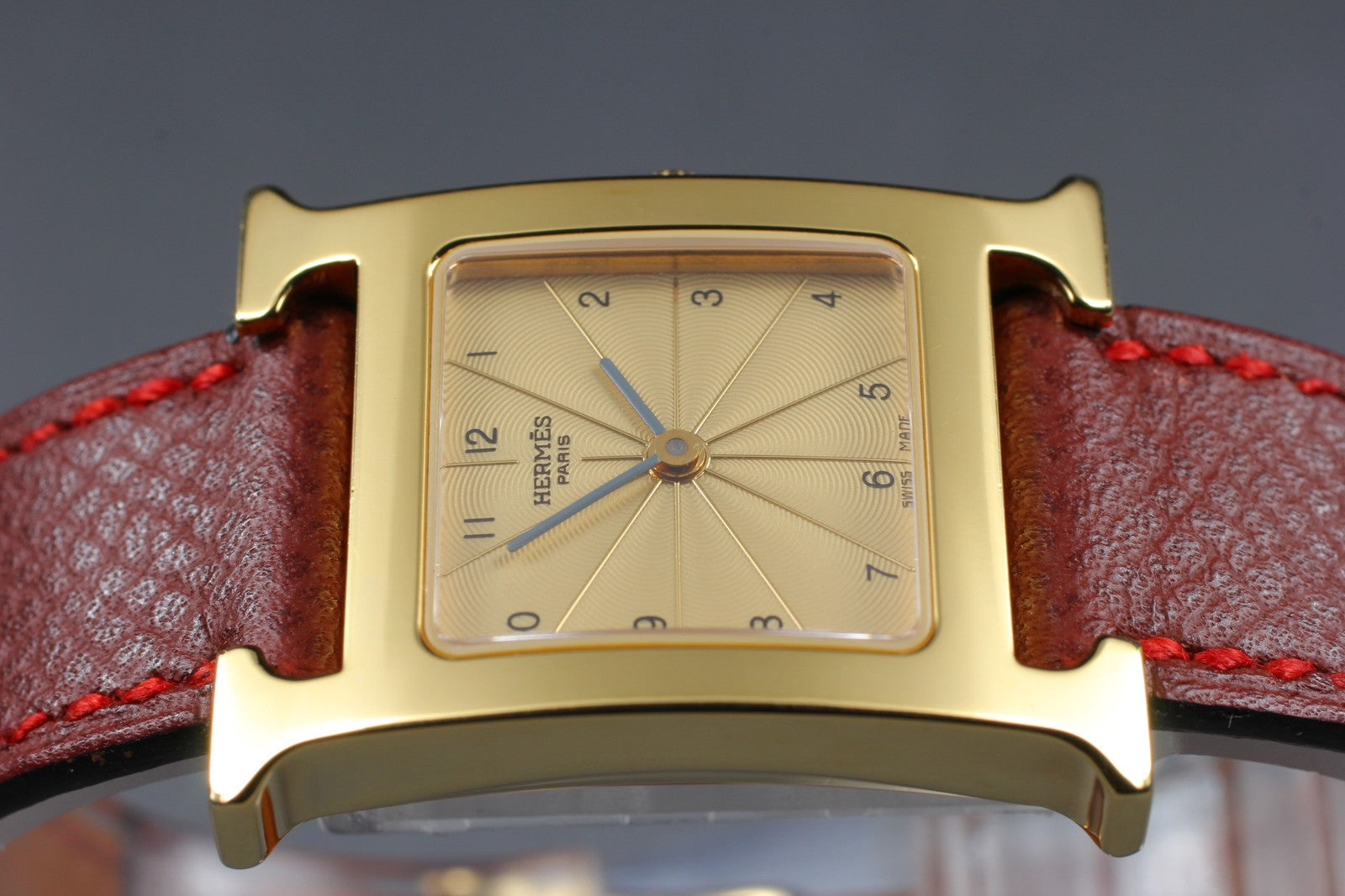 [Exc+5] HERMES H Watch HH1.201 Gold Red "K" 21mm Woman's Watch Quartz From JAPAN