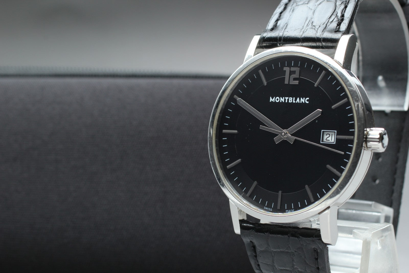 [Exc+5] Montblanc Summit 7093 Black Dial 39mm Date Quartz Men's Watch From JAPAN