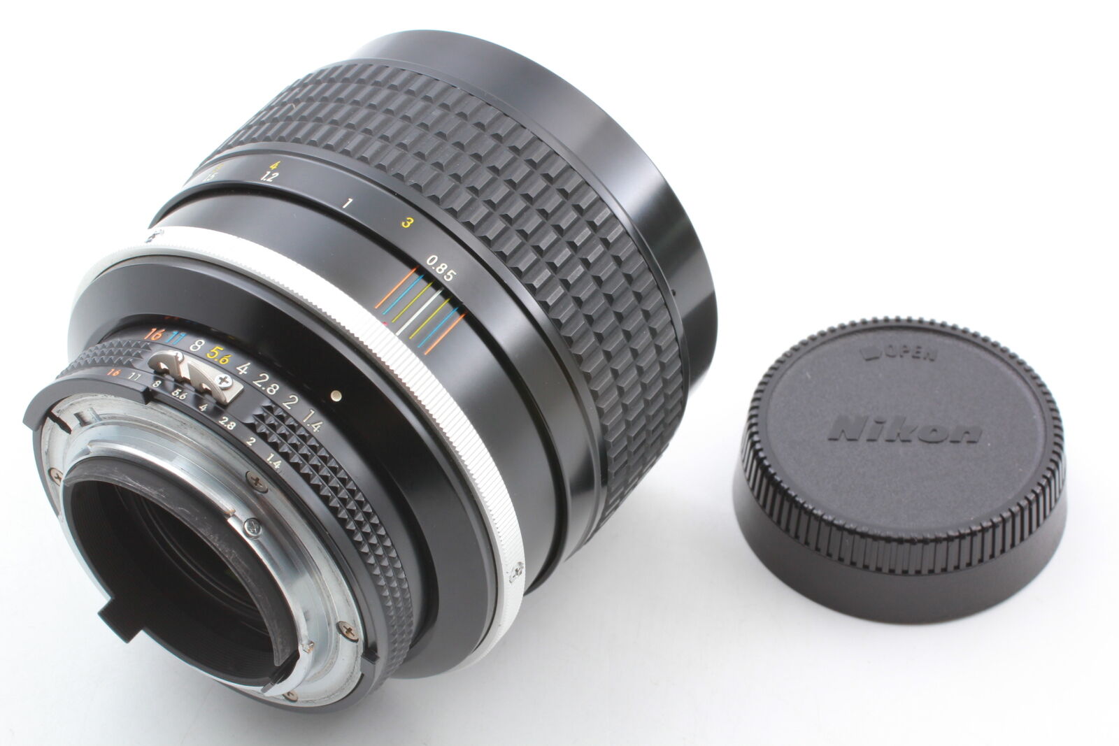 [ Near MINT ] Nikon Nikkor 85mm f1.4 Ai-s Ais Portrait MF Lens From JAPAN