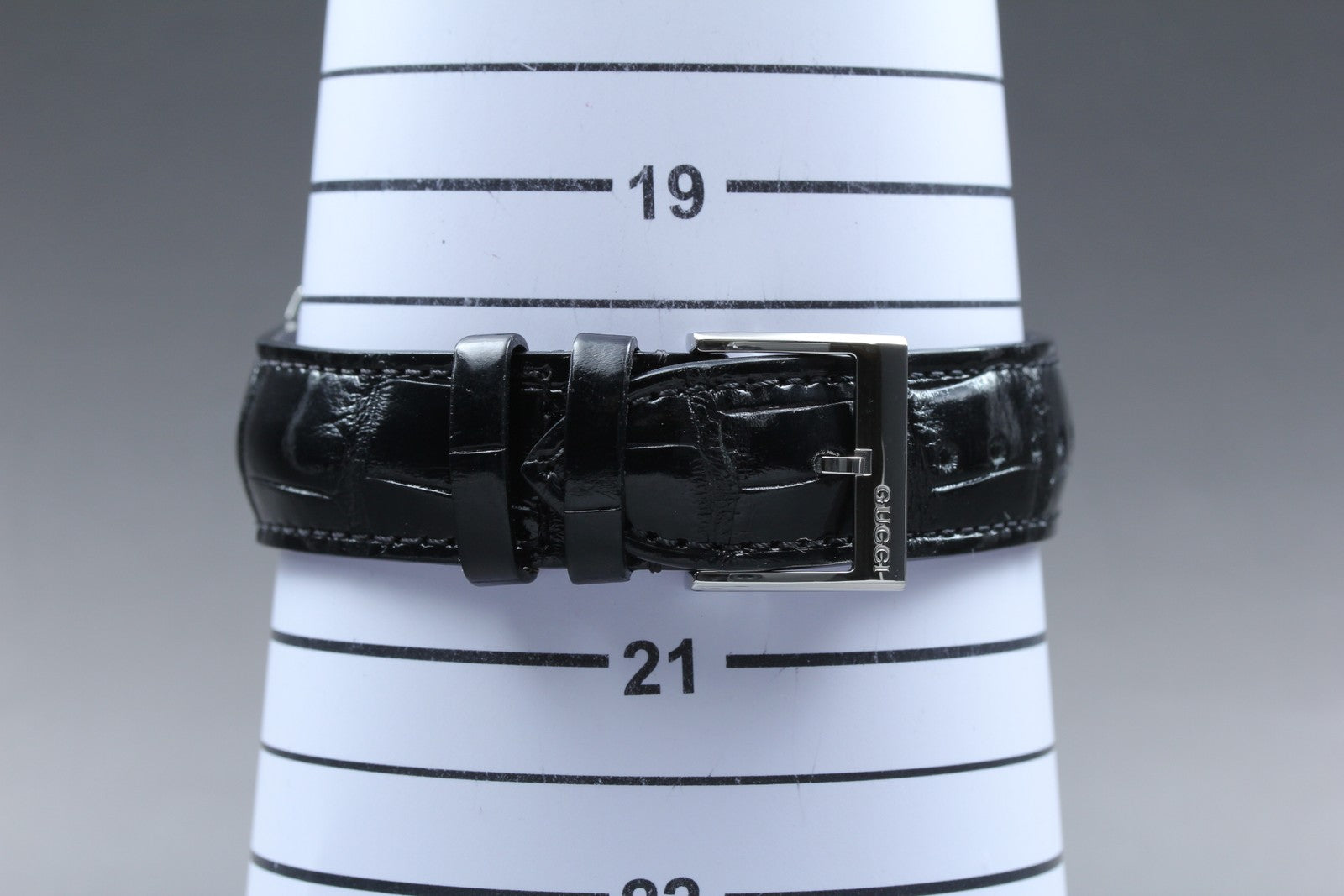 [Near MINT Box] Gucci G-Timeless Moonphase 126.3 YA126327 Black Men's Qz Watch