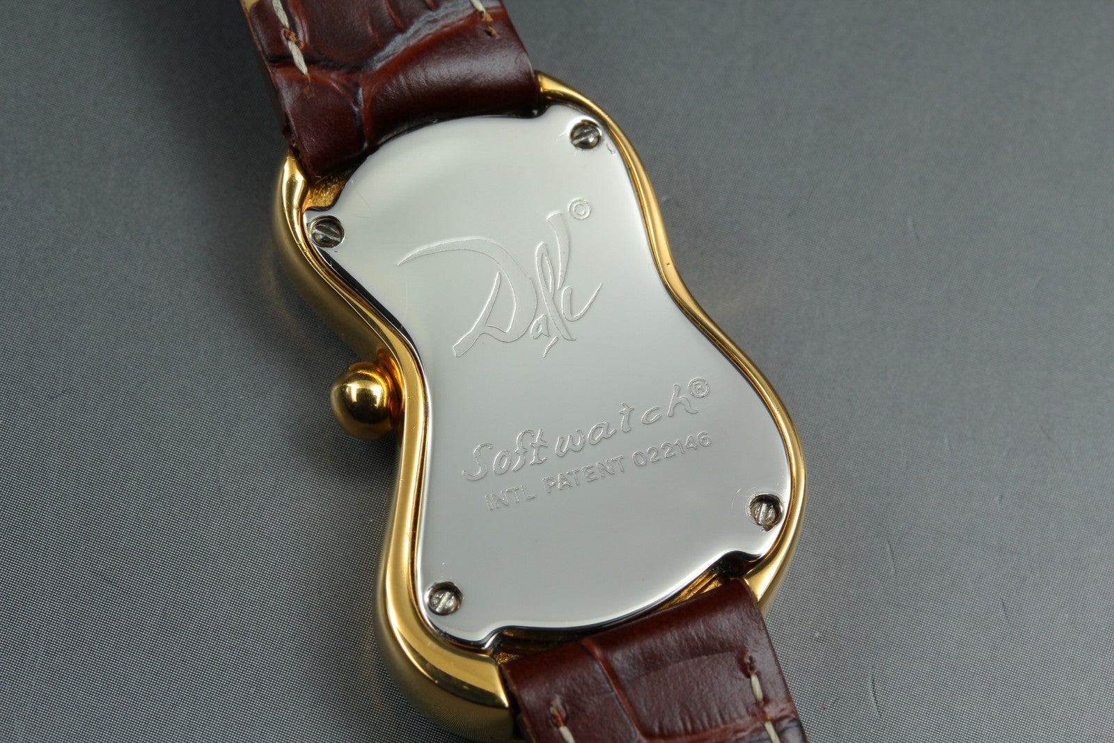 Salvador Dali softwatch 022146 Gold Brown 26mm Unisex Quartz Watch JAPAN [Box]