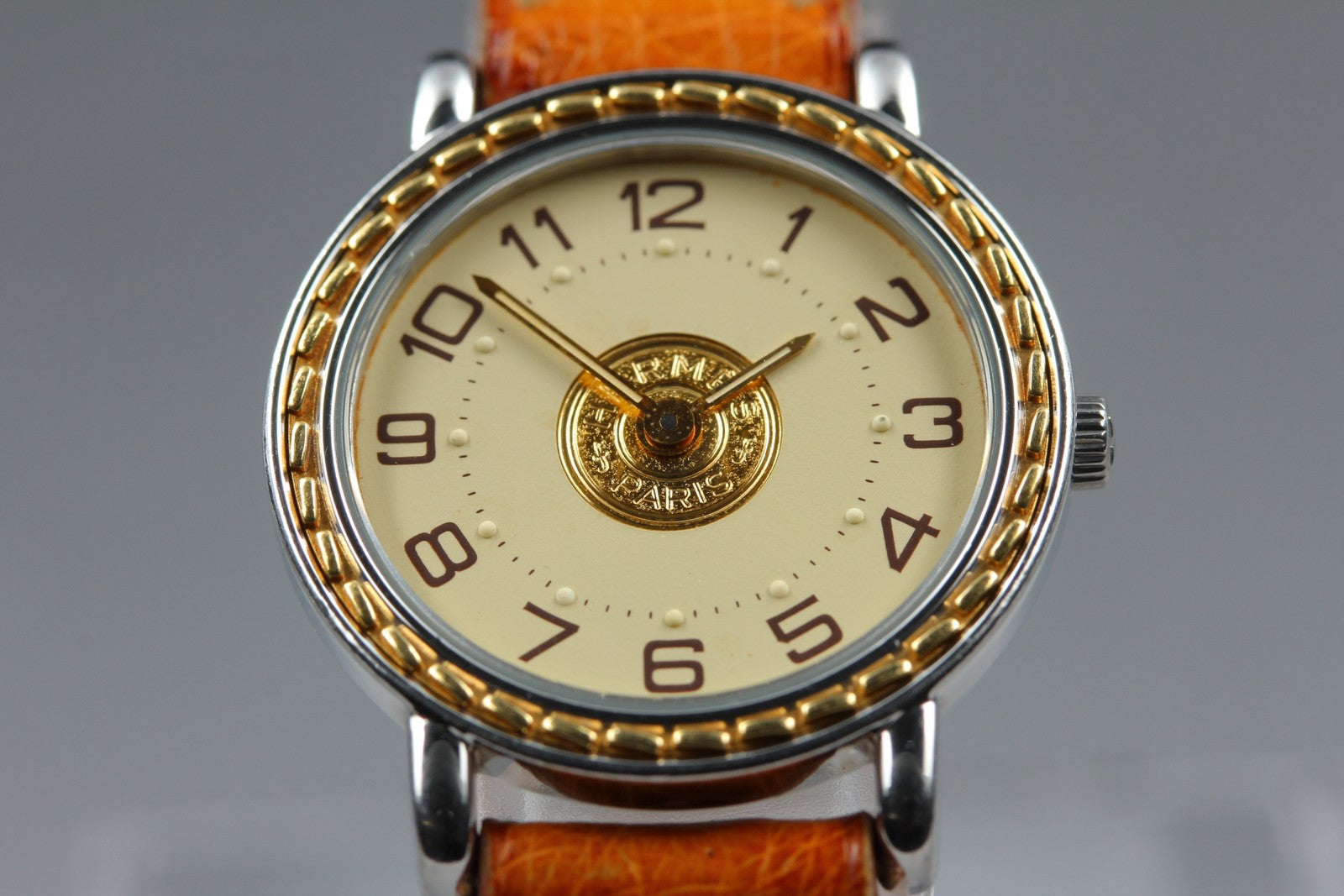 Vintage HERMES Sellier SE4.220 Gold Brown "Z" 24mm Woman's Quartz Watch