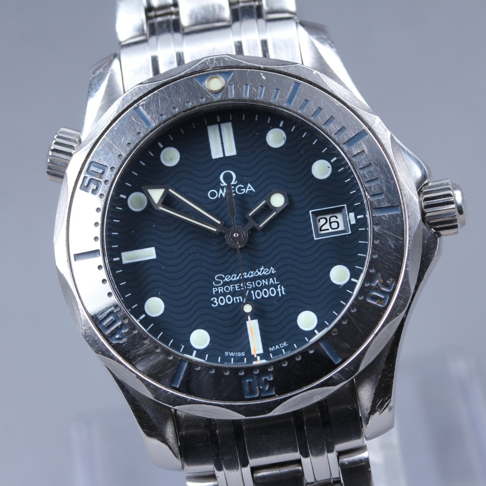 Vintage OMEGA Seamaster 300M 2562.80 Black Quartz Men's Watch 36mm JAPAN