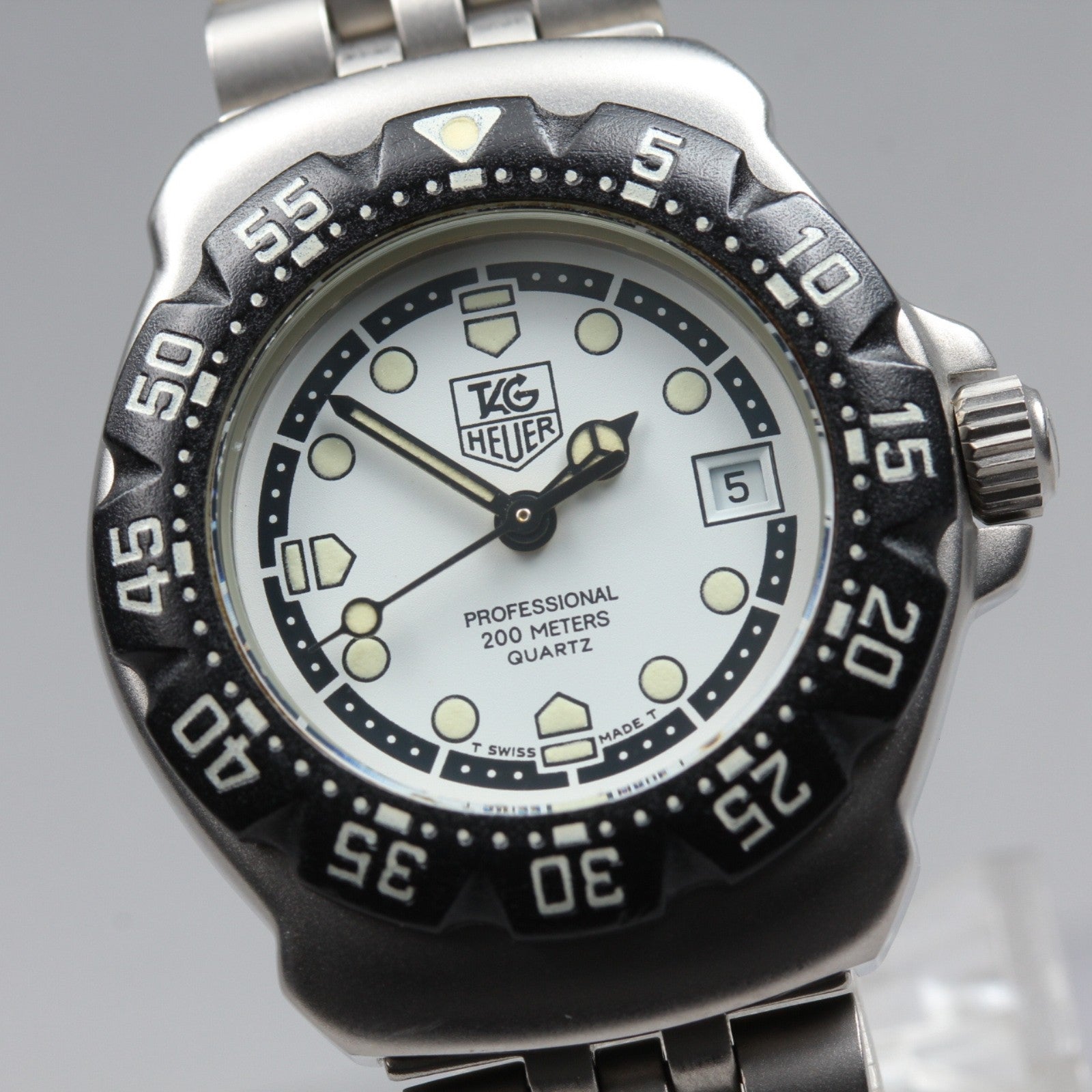 Vintage TAG Heuer Formula 1 WA1418 White Quartz Women's Watch 28mm From JAPAN