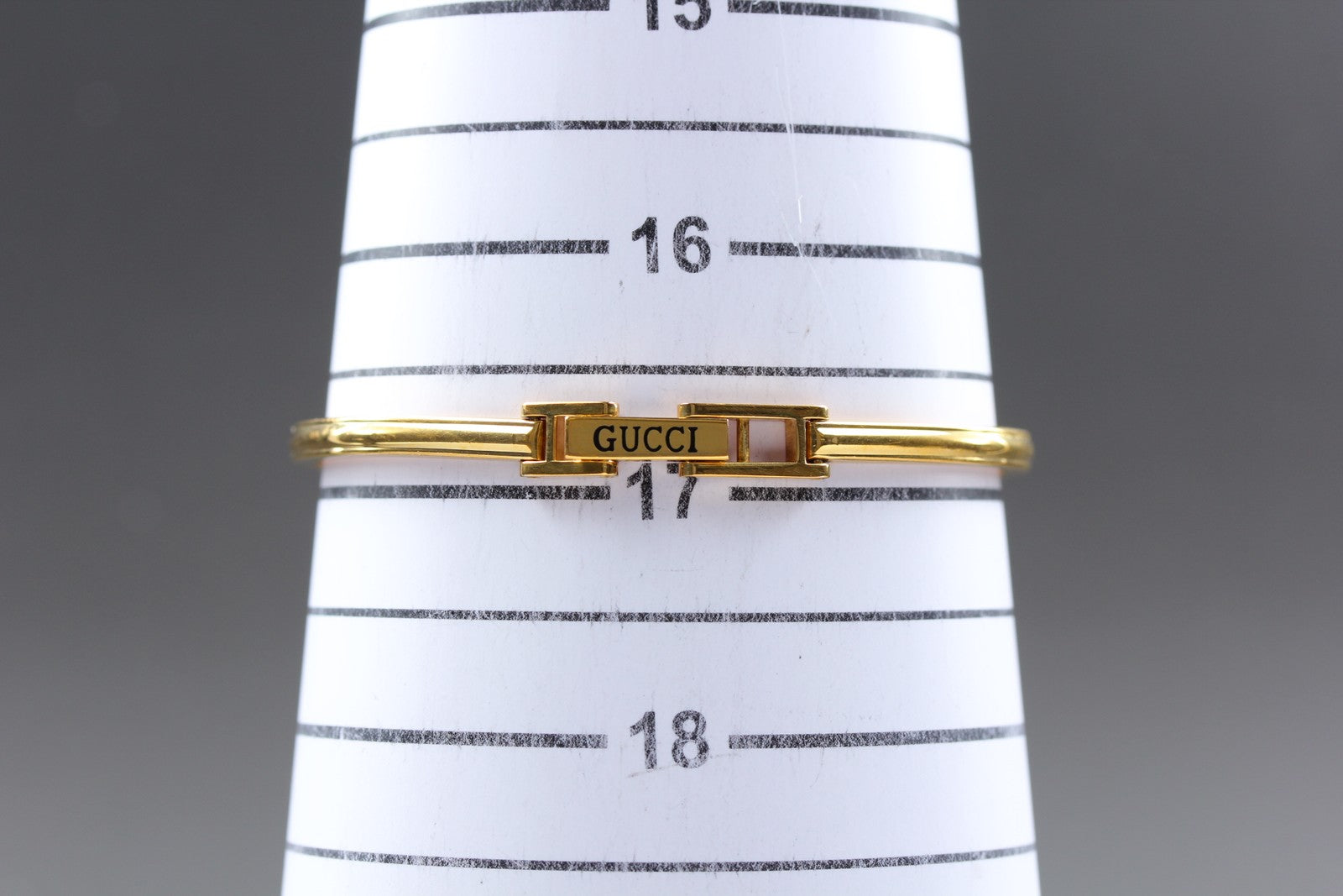 Gucci Change Bezel 11/12.2 Gold Gucci Sherry Line Bezel Women's Quartz Watch