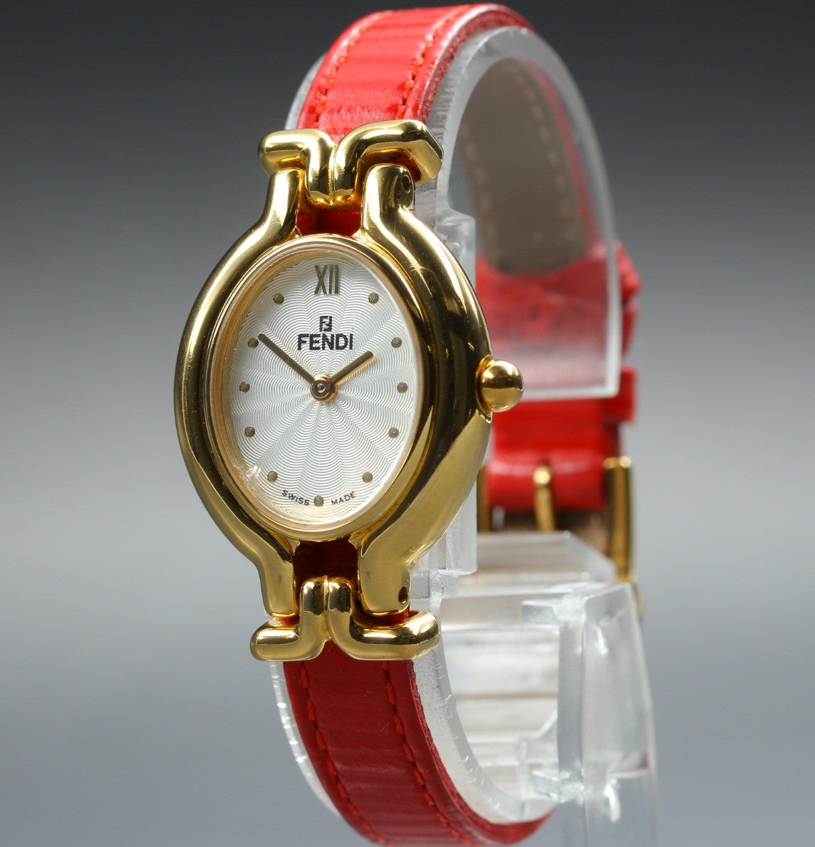 FENDI 640L Chameleon Red Leather Belt Gold 24mm Women's Quartz Watch Vintage