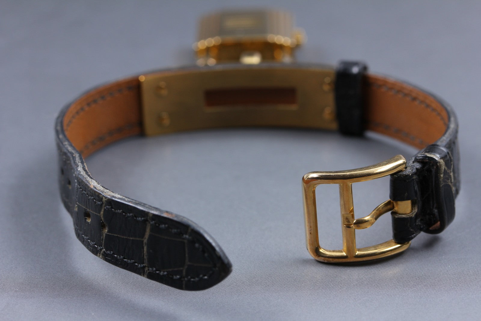 Vintage [Exc+5 Box] HERMES Kelly Watch Gold Black Leather "U" Woman's Qz Watch