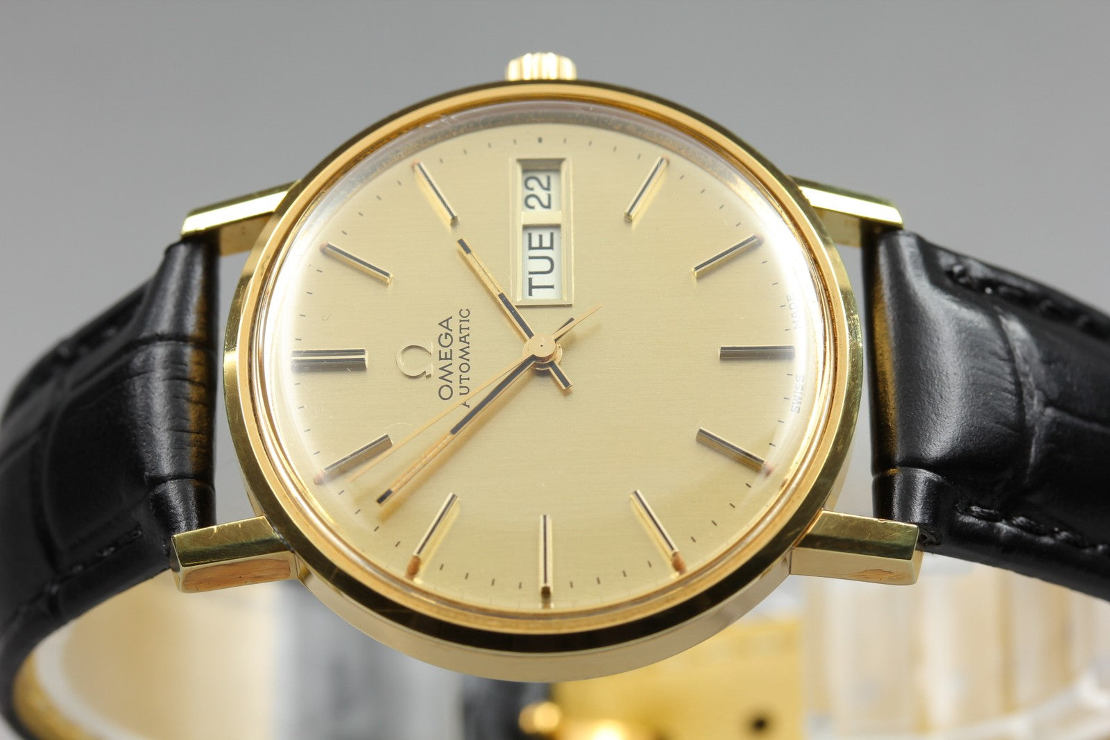 Vintage OMEGA Seamaster 166.0209 Cal.1022 Gold 34mm Day/Date AT Men's Watch