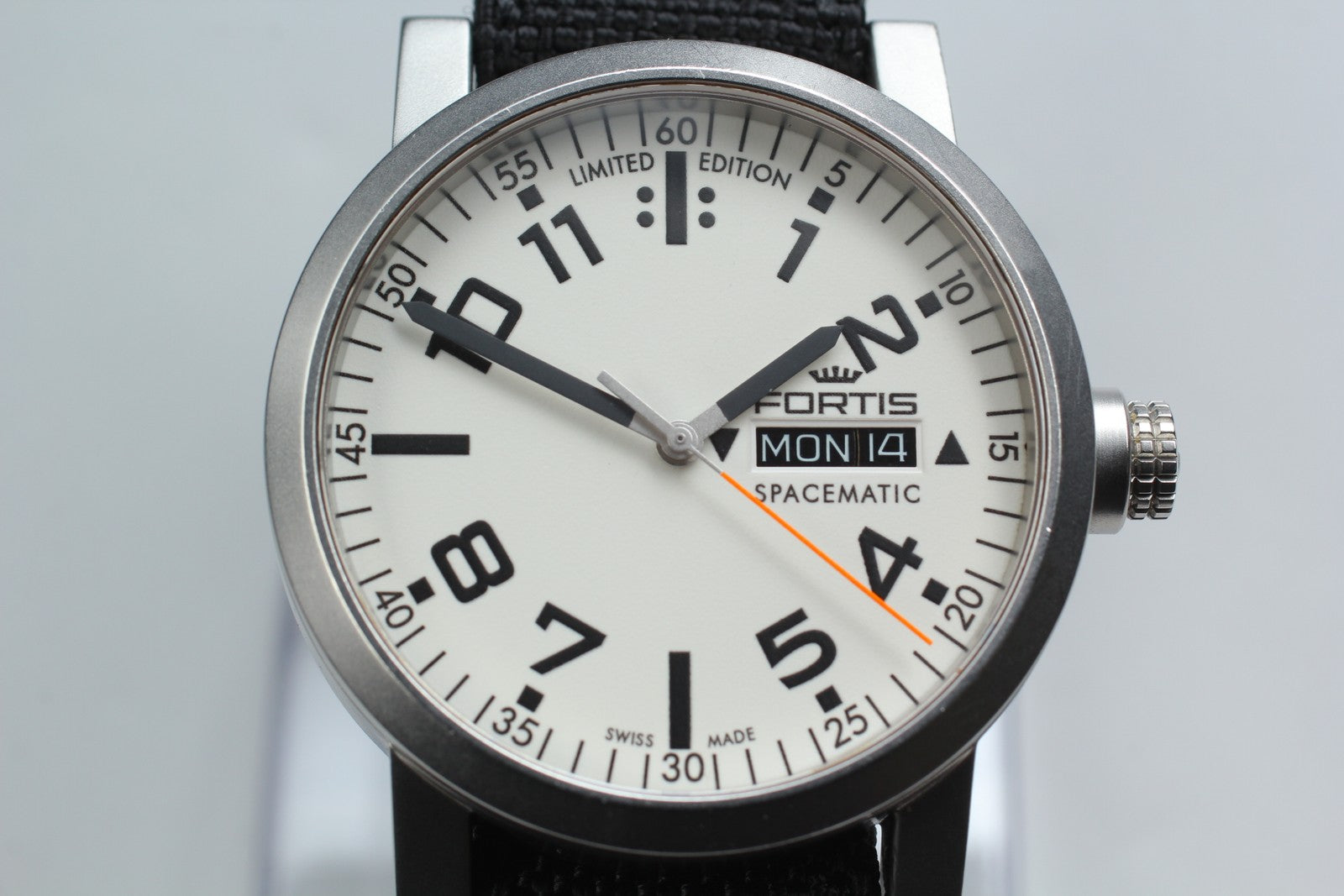 FORTIS Spacematic 623.22.158.1 Limited Edition Automatic Men's Watch 40mm JAPAN