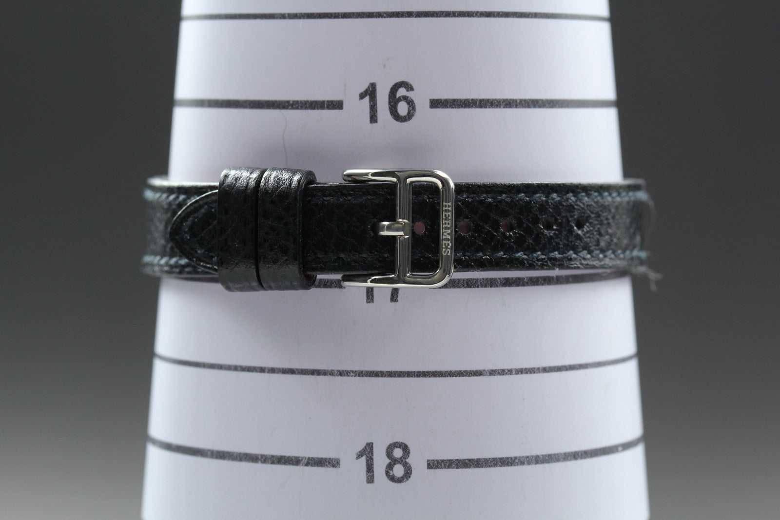 [Exc+5 Box] Hermes Clipper CL4.210 24mm "F" Silver Black Woman's Quartz Watch