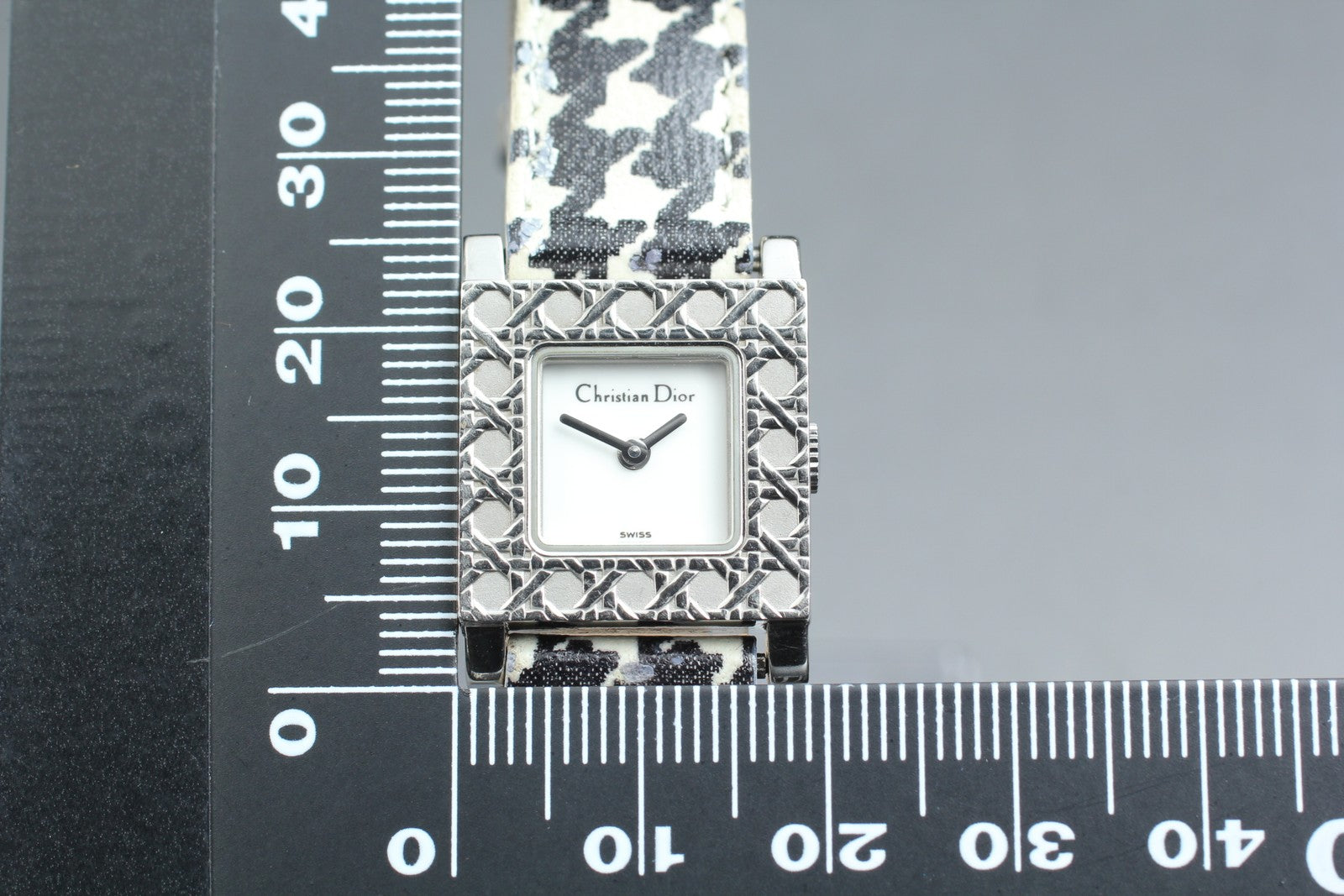 Christian Dior D60-109 La Parisienne Silver 19mm Women's Quartz Watch [w /Box]