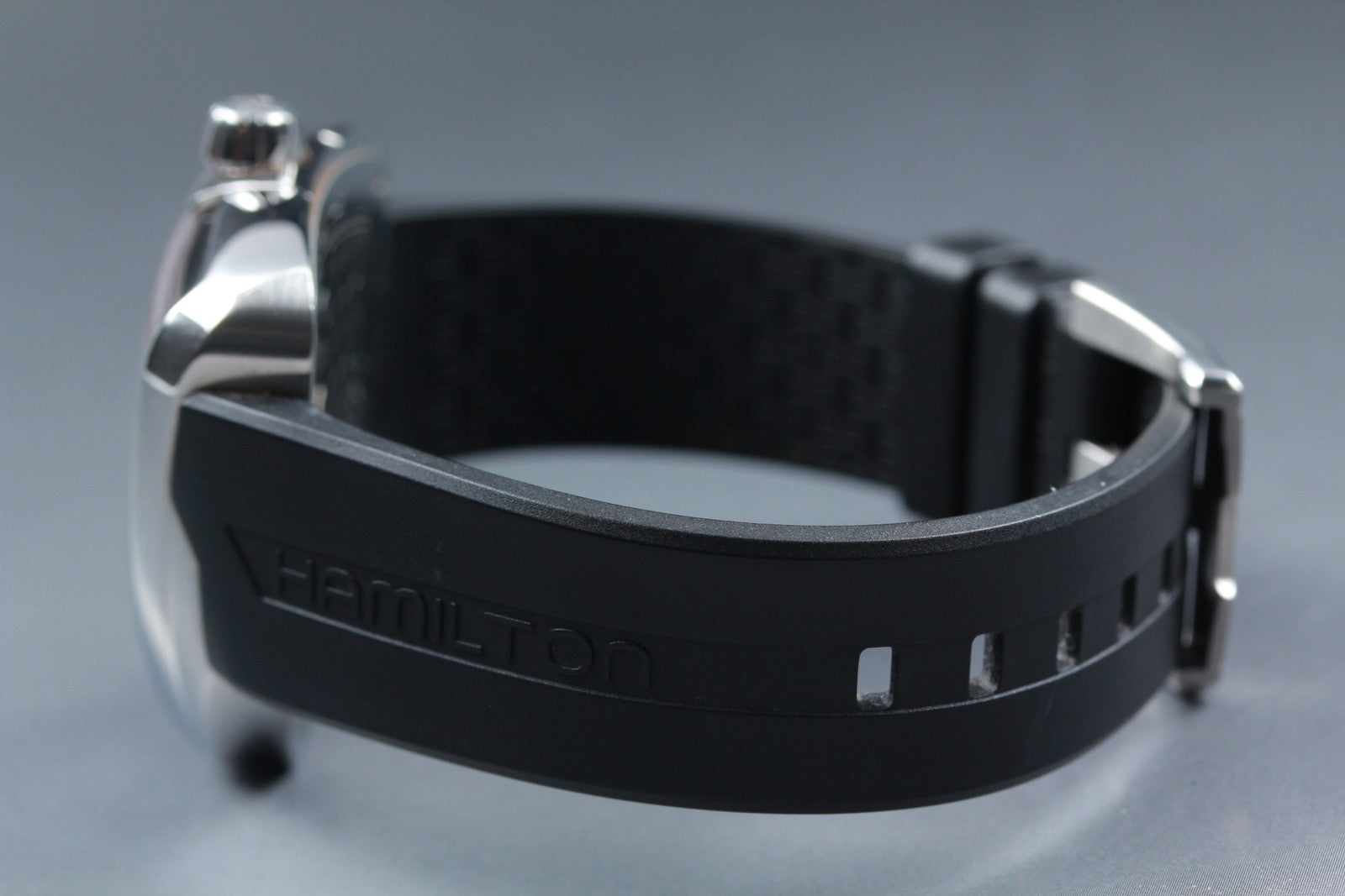 New Batt Hamilton Ventura Elvis80 H245510 Black Date Quartz Men's Watch 41mm JP