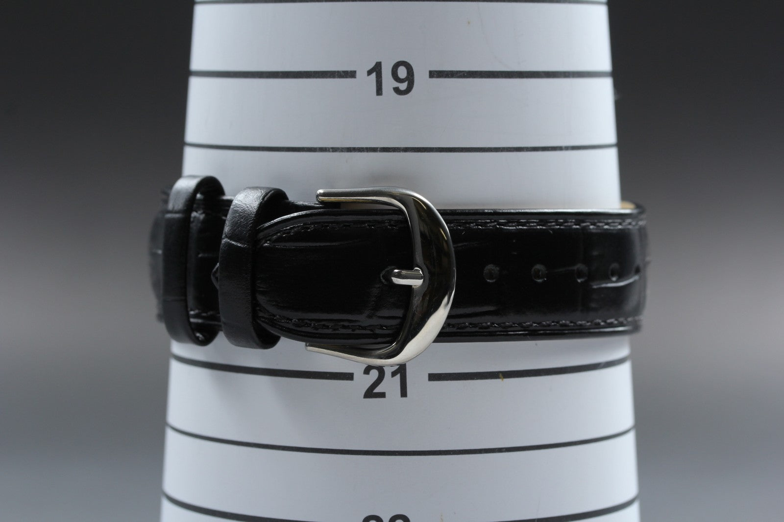 ORIS Miles Day Date 7539 Silver Black 37mm Automatic Men's Watch Japan