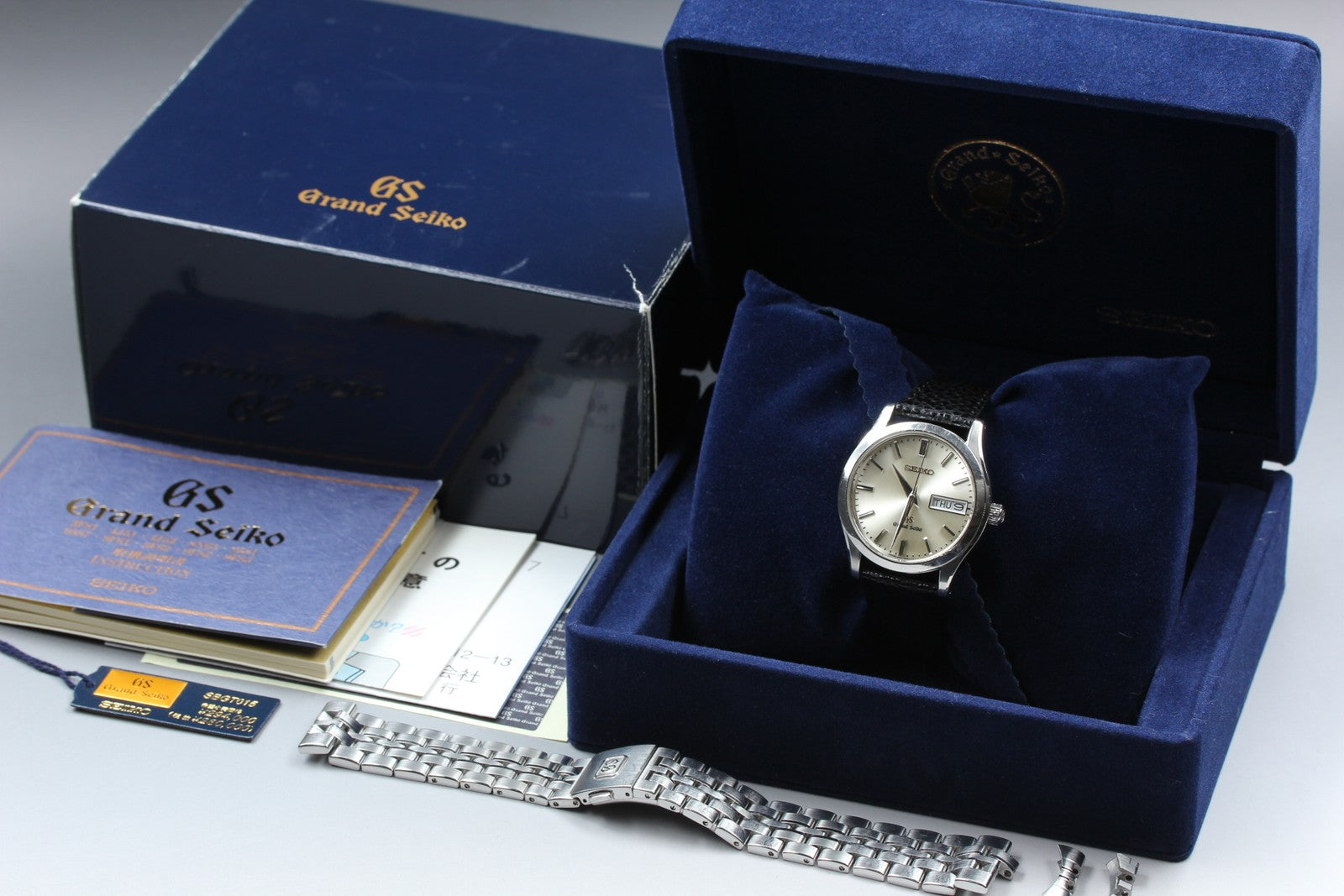 Grand Seiko GS 9F83-0AB0 SBGT015 Champagne 37mm Quartz Men's Watch JAPAN [Box]
