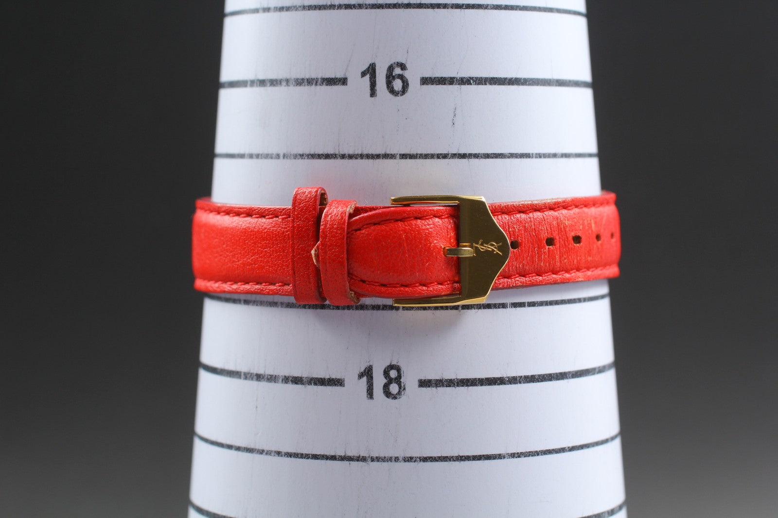 [Exc+5] Yves Saint Laurent Heart Gold Red 30mm Women's Watch Quartz JAPAN