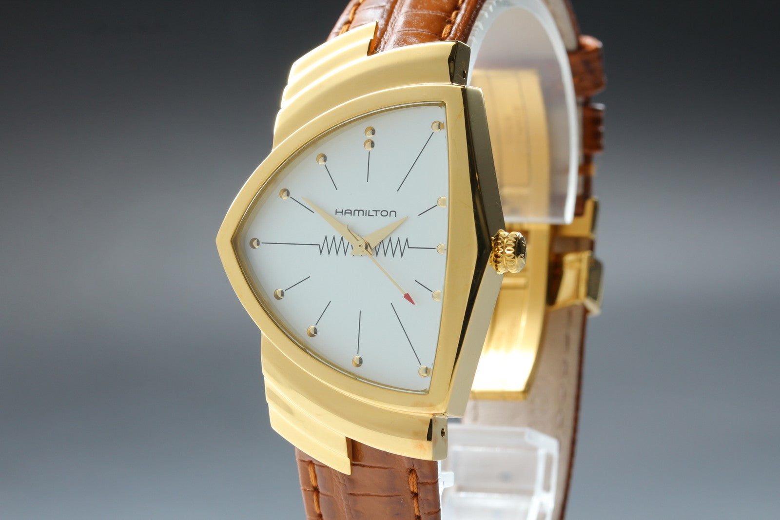 New Batt Hamilton Ventura H243010 H600243100 White Quartz Men's Watch 32mm  Box