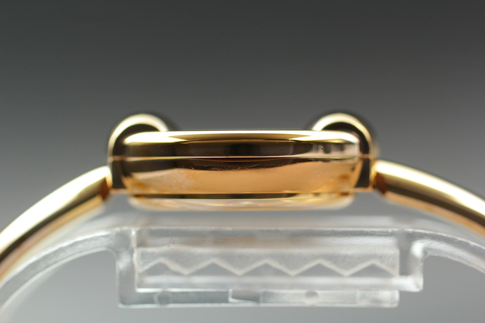 Vintage [Exc+5] GUCCI 1400L Black Dial Gold 25mm Women's Quartz Watch From JAPAN