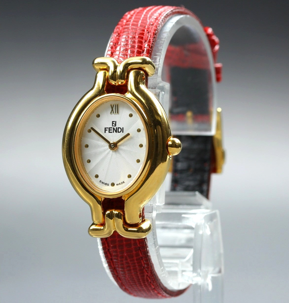 FENDI 640L Chameleon Red Leather Belt Gold 24mm Women's Quartz Watch Vintage