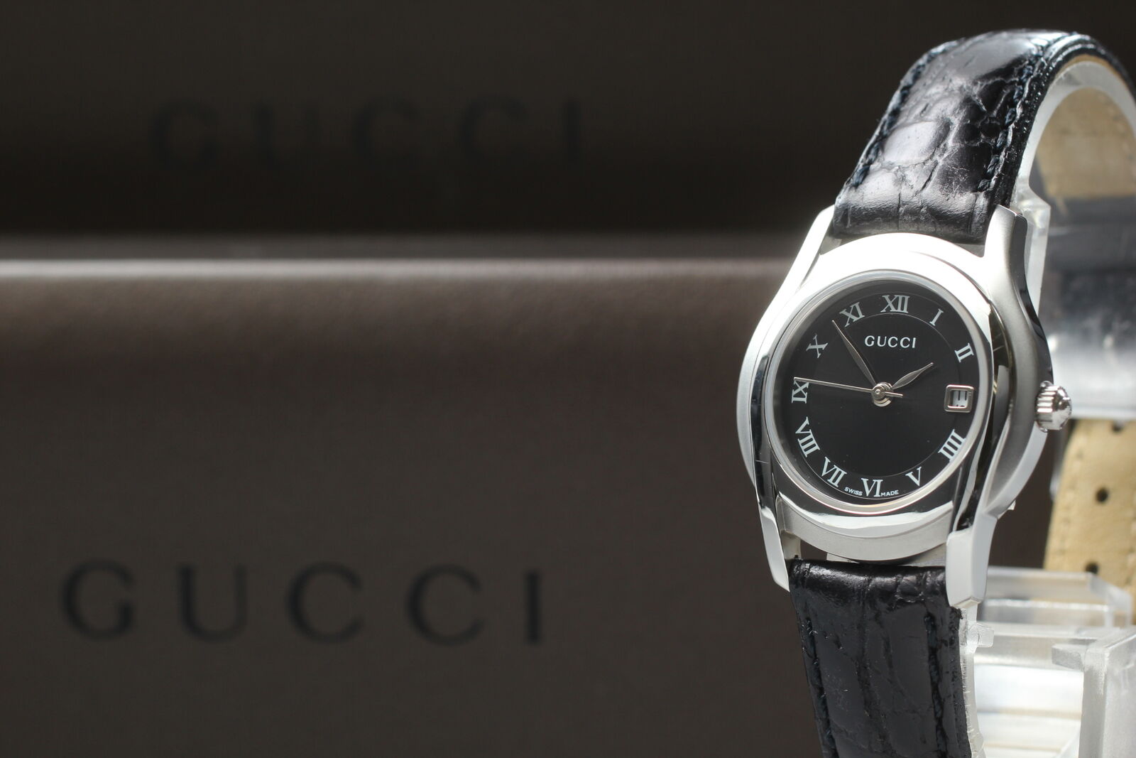 New Battery [Near MINT Box] Gucci 5500L Date Vintage Women's Quartz Watch JAPAN